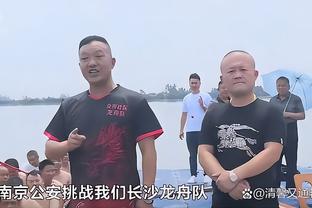 ?还得练！70分的恩比德与62分的唐斯均获得7.1的吧友评分！